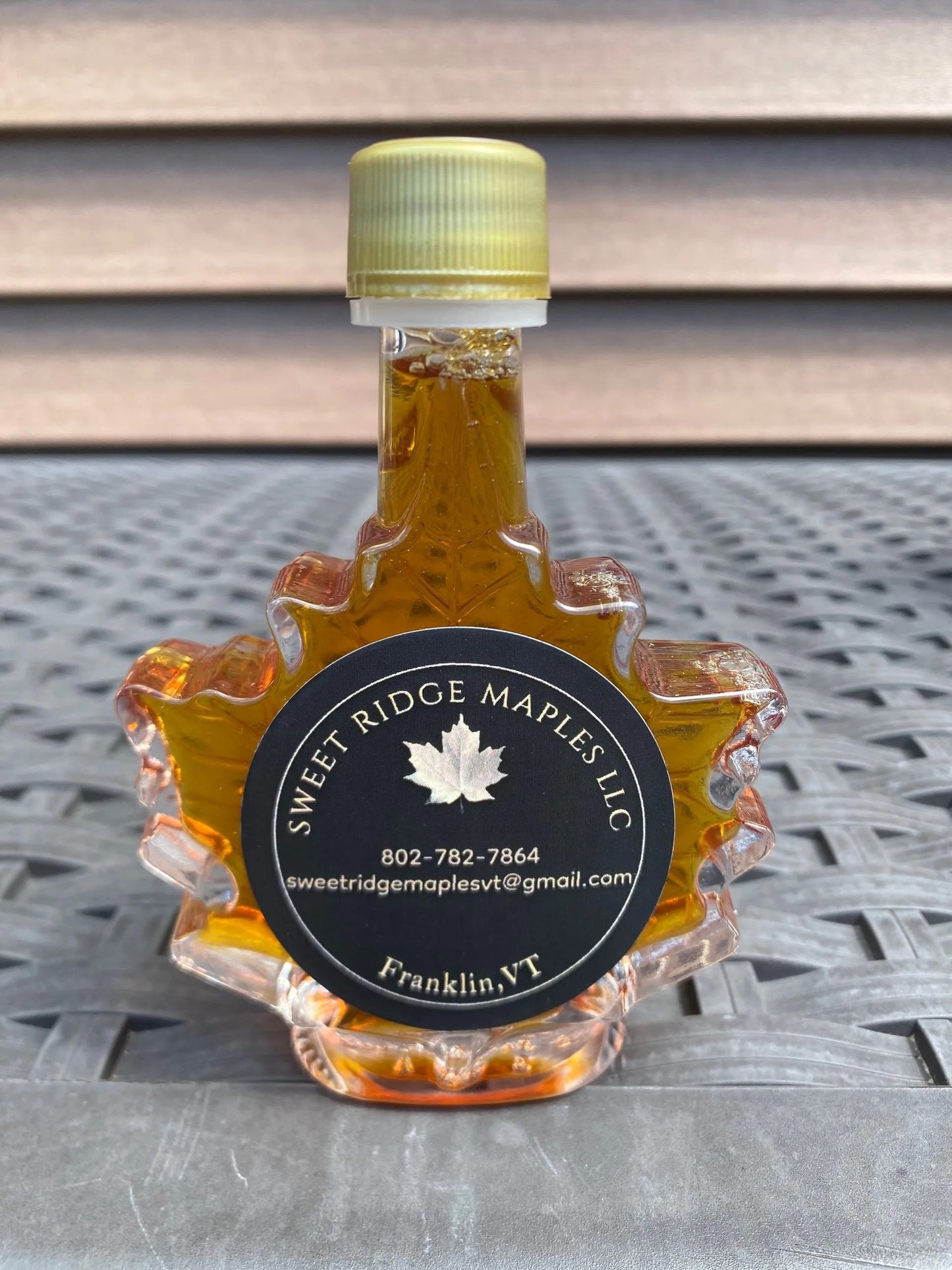 10-50ml Glass maple leafs